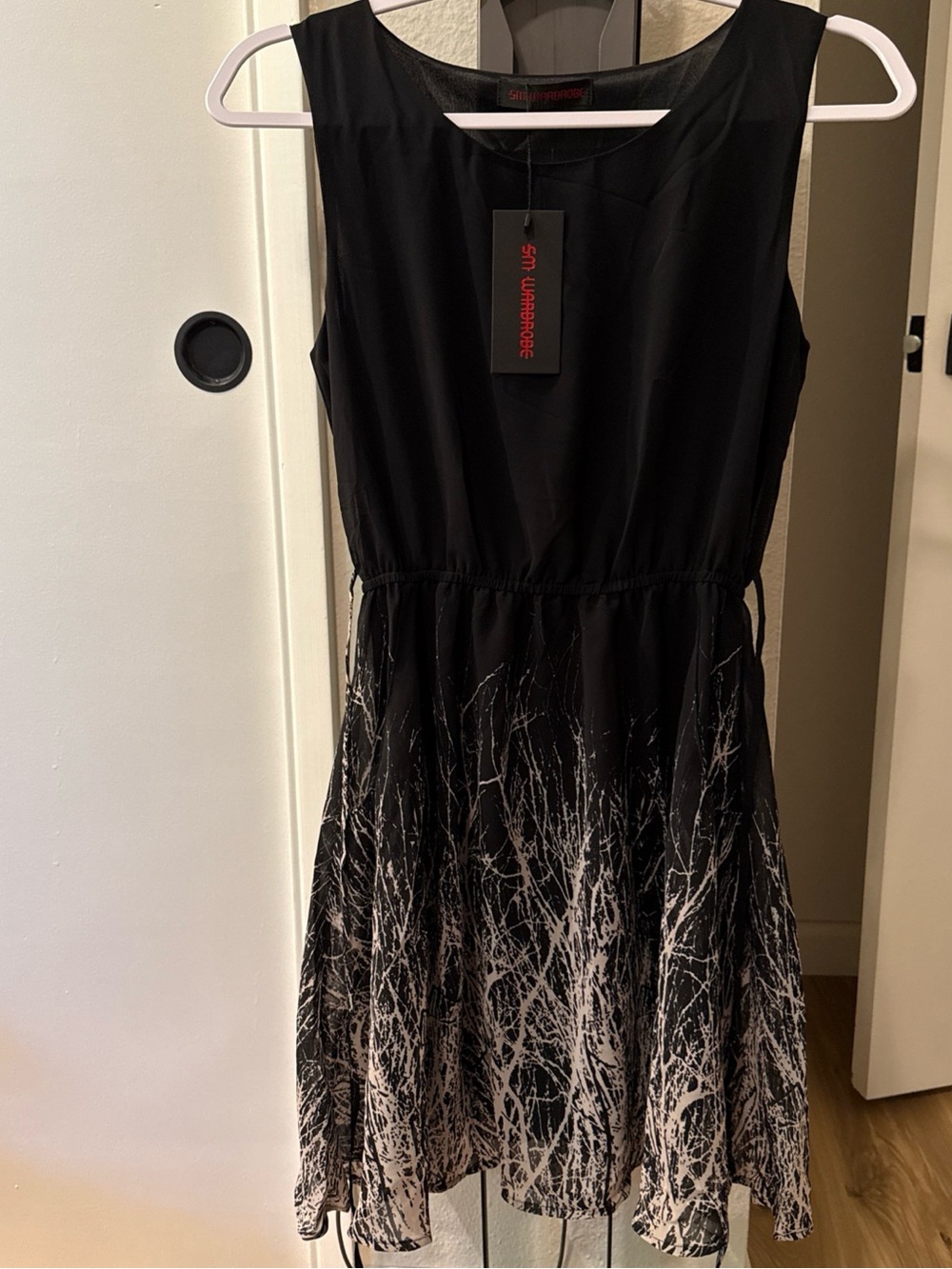 sm WARDROBE black and Cream Willows Flowy Dress In Size S/M